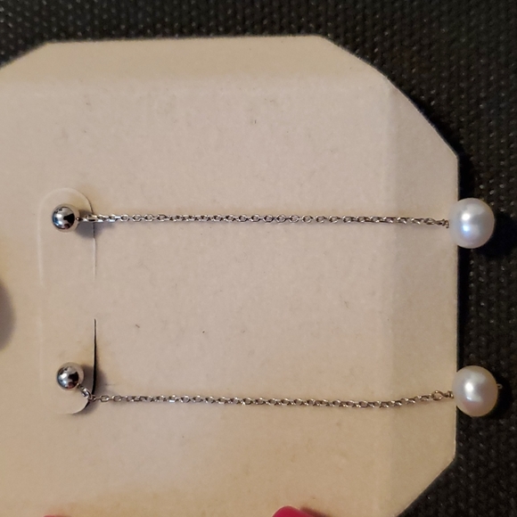 Macys White Freshwater Pearl Chain Earrings in 14k White Gold - EUC - Picture 2 of 7